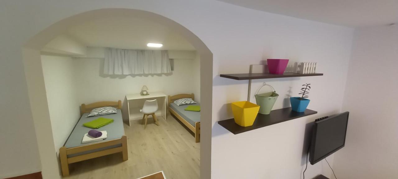 Jani Apartment City Skopje City ​​Center 外观 照片